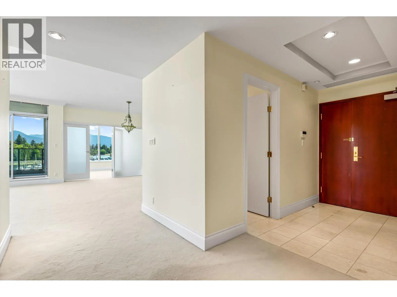 602 1777 BAYSHORE DRIVE
