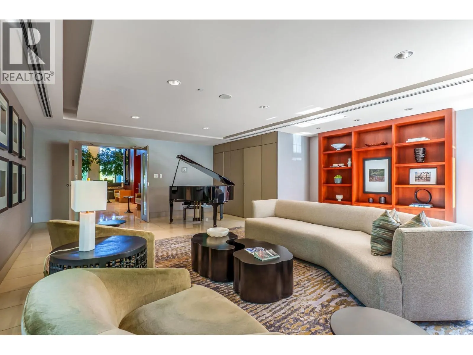 602 1777 BAYSHORE DRIVE