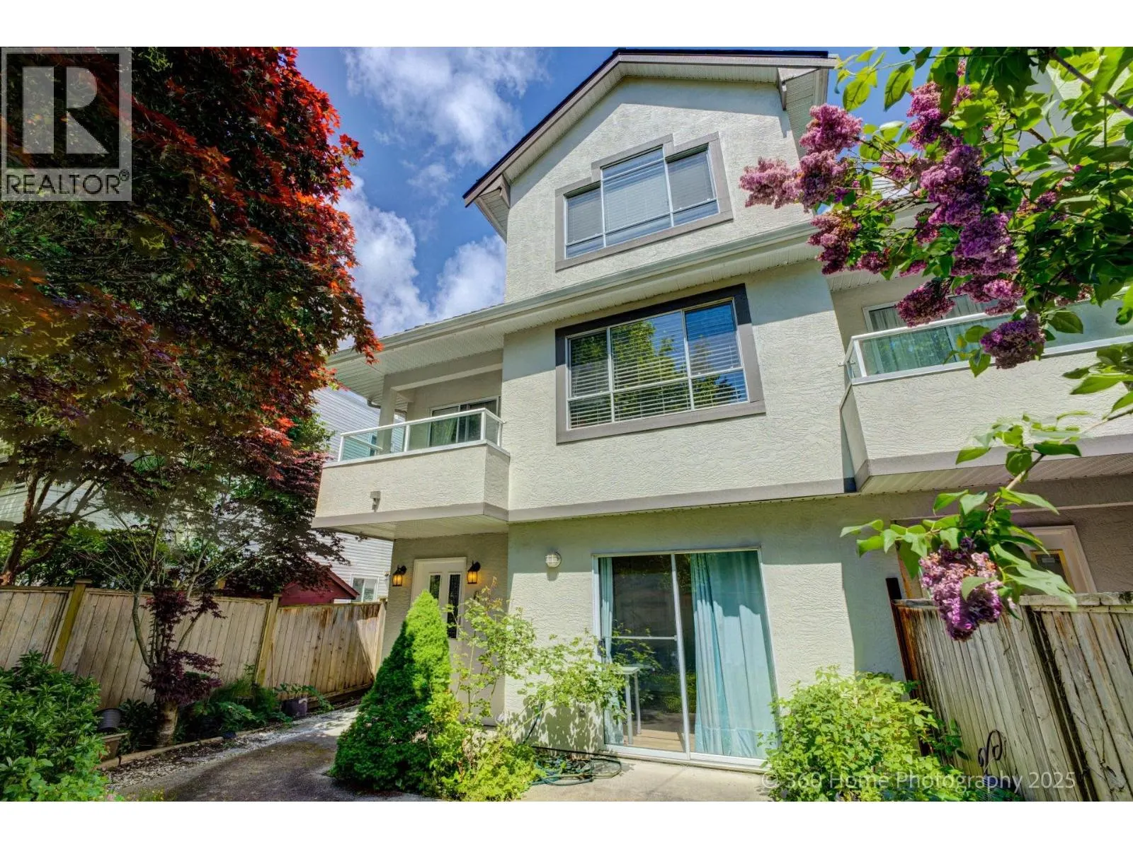 6 5671 LADNER TRUNK ROAD
