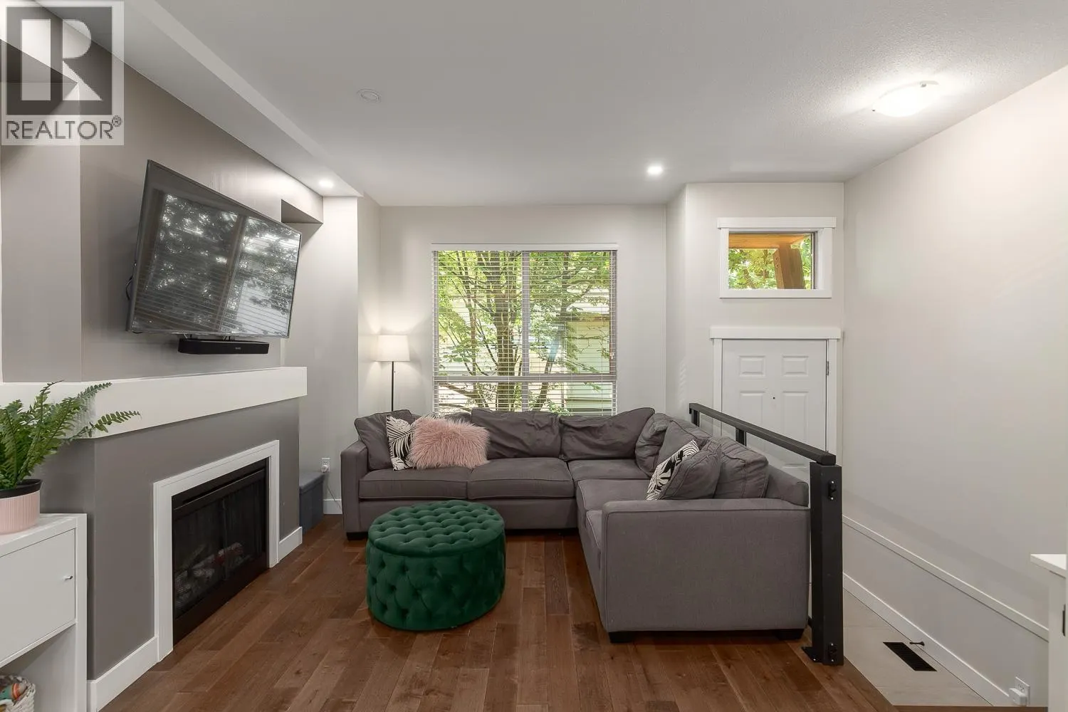 113 100 KLAHANIE DRIVE