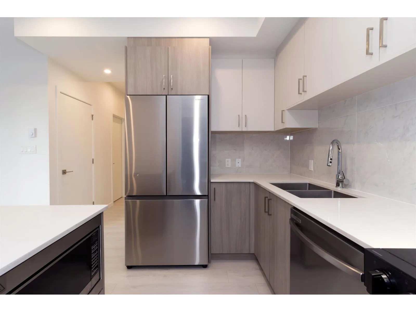 201 13838 108 AVENUE