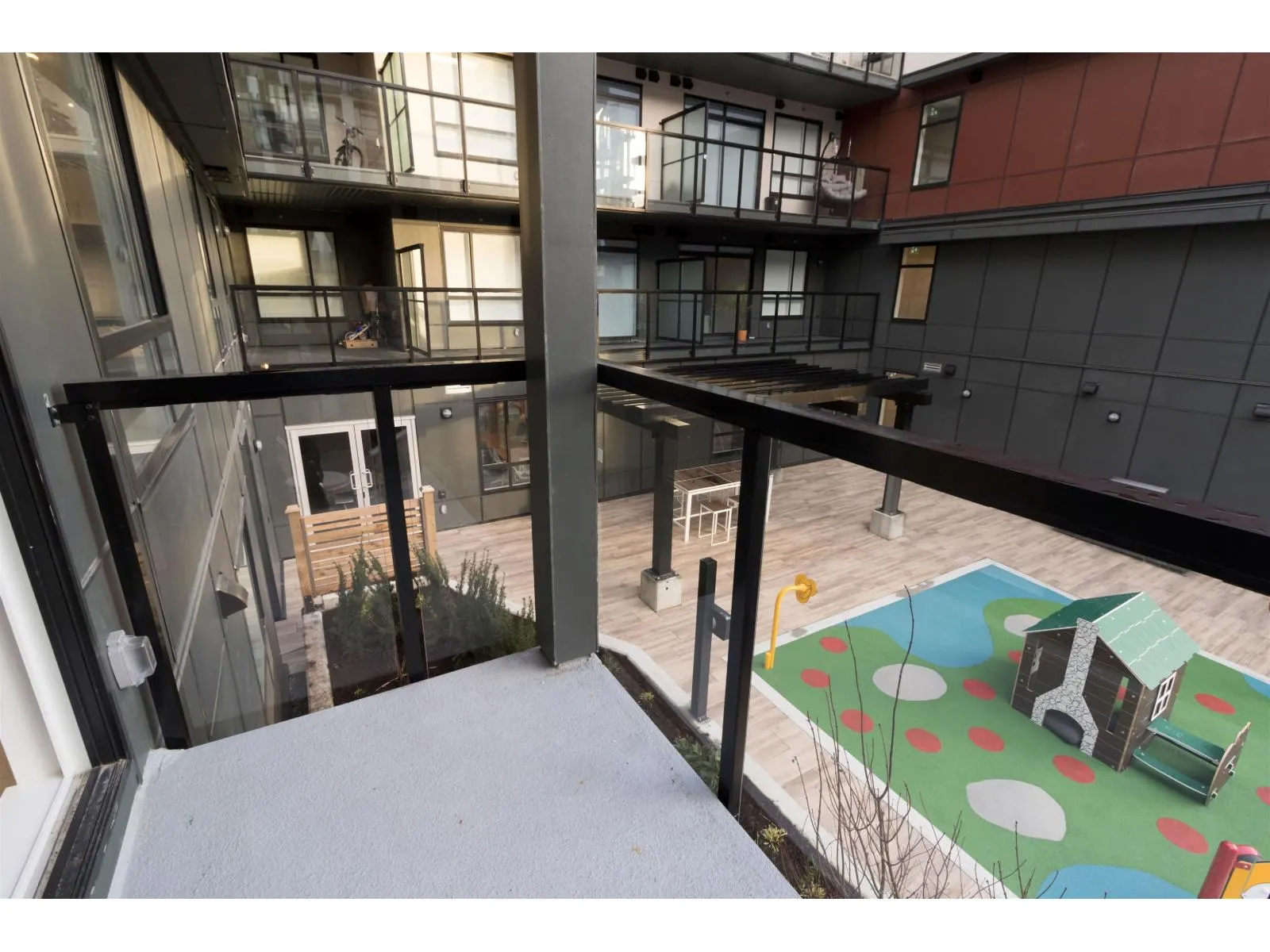 201 13838 108 AVENUE