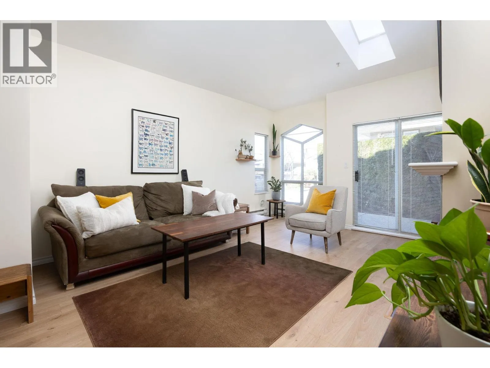 1122 O'FLAHERTY GATE