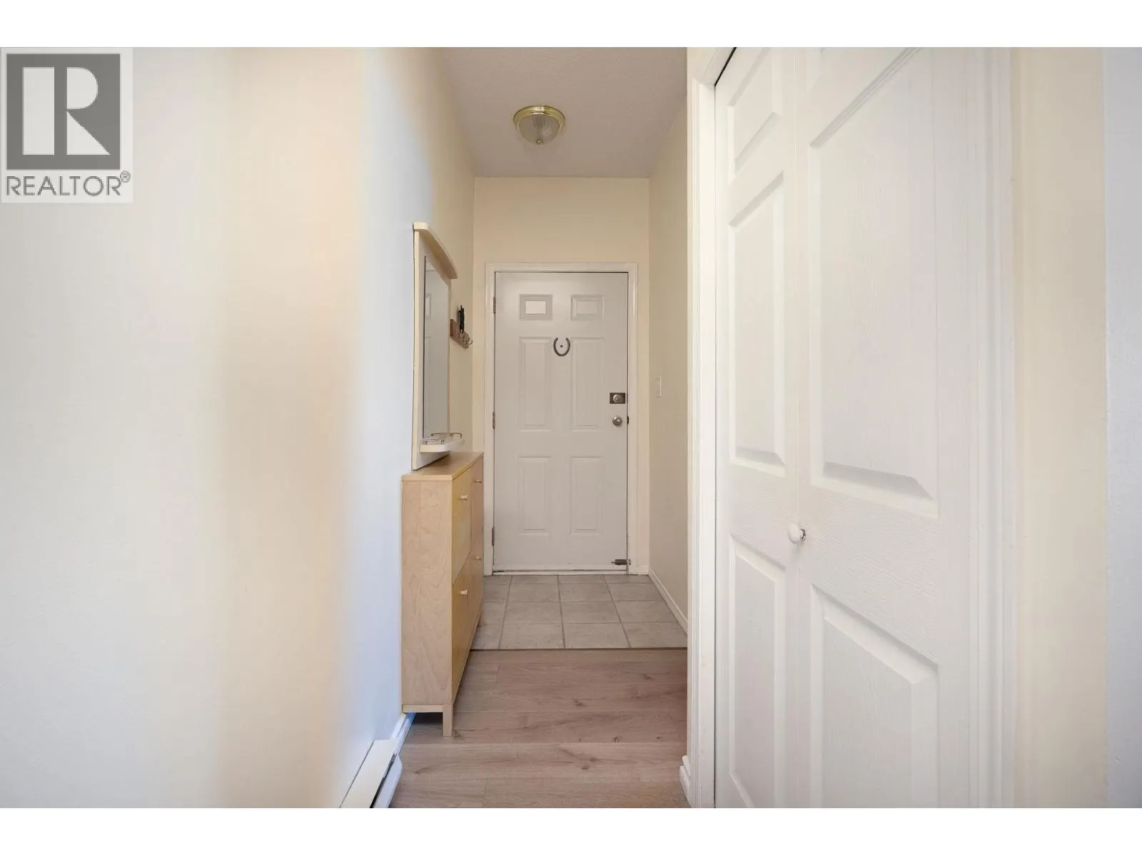 1122 O'FLAHERTY GATE