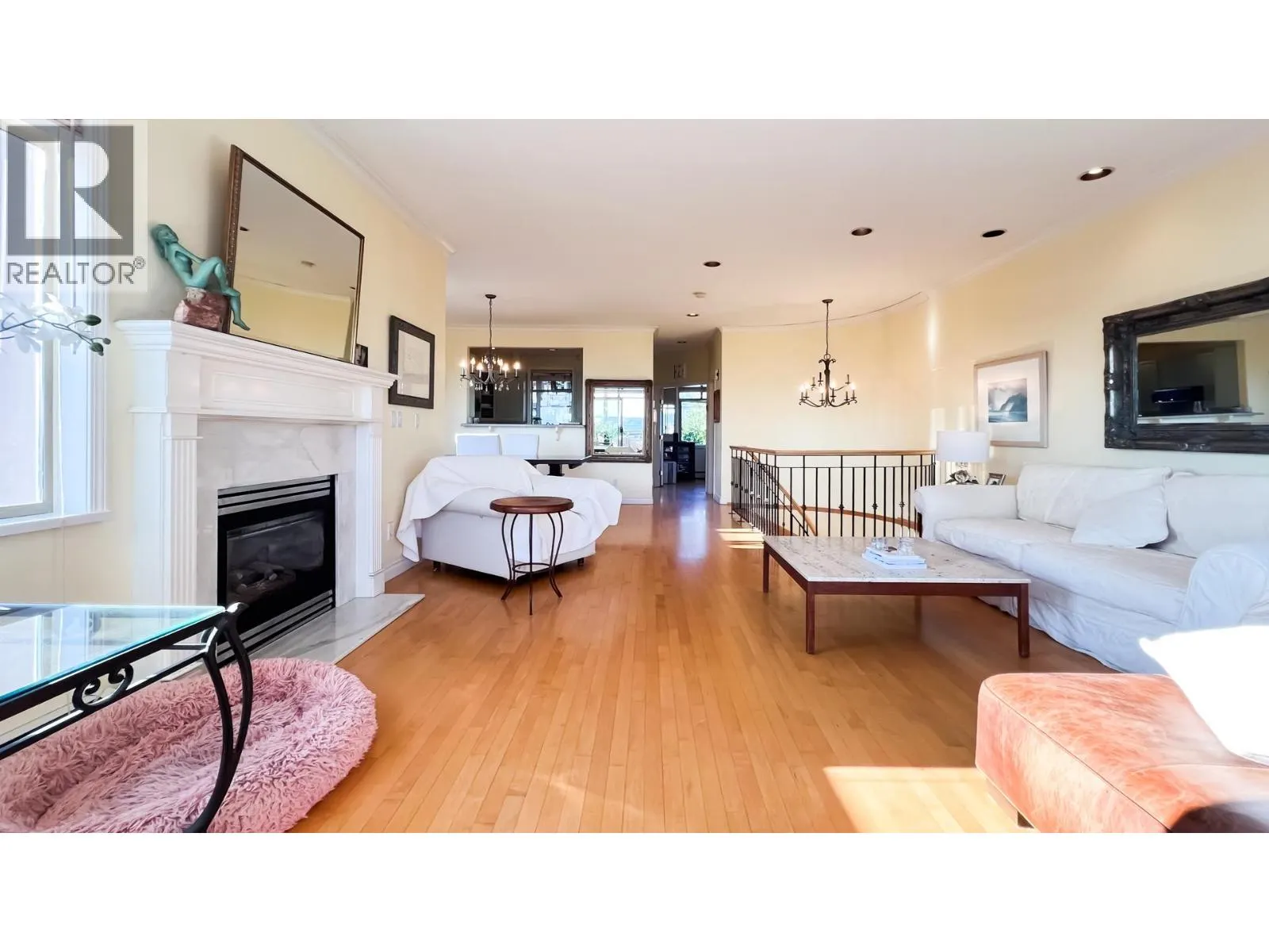 2352 MARINE DRIVE