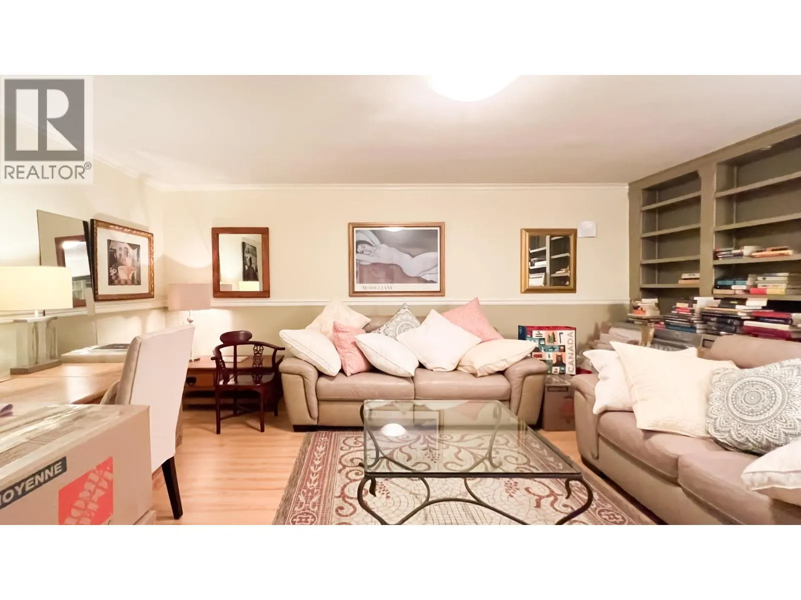 2352 MARINE DRIVE