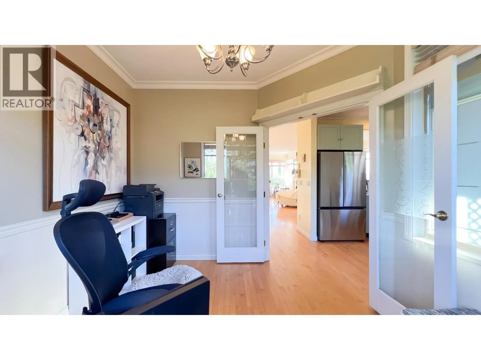 2352 MARINE DRIVE