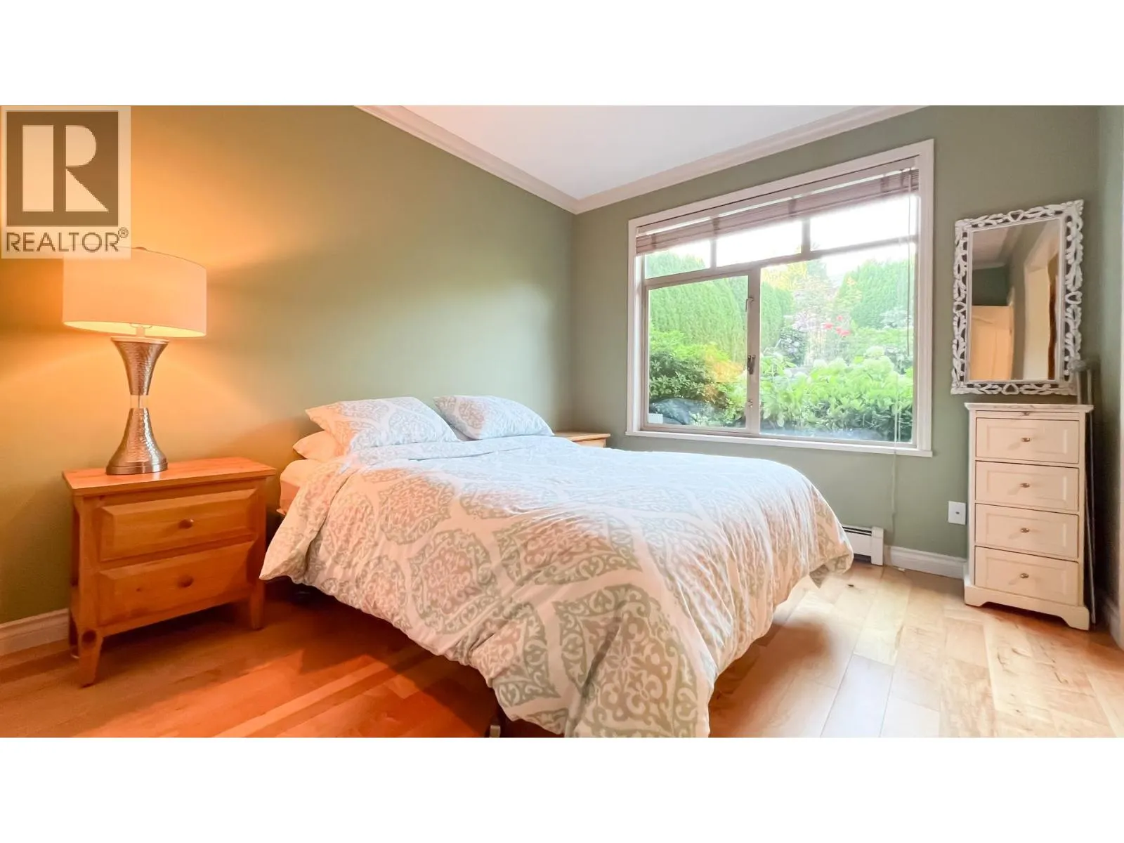 2352 MARINE DRIVE