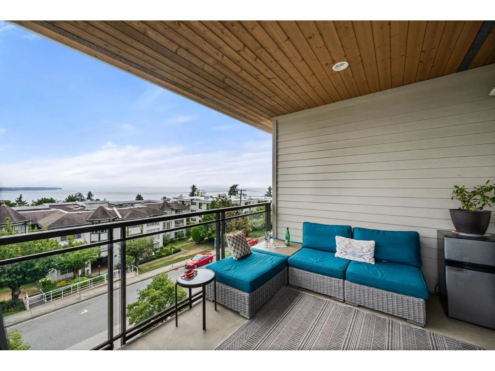 PH2 1333 WINTER STREET