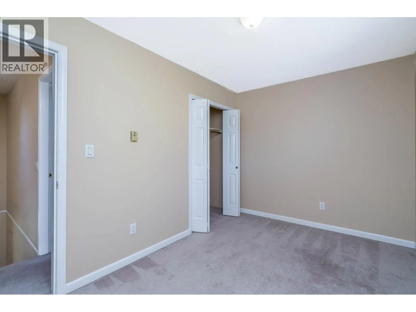 915 CITADEL DRIVE