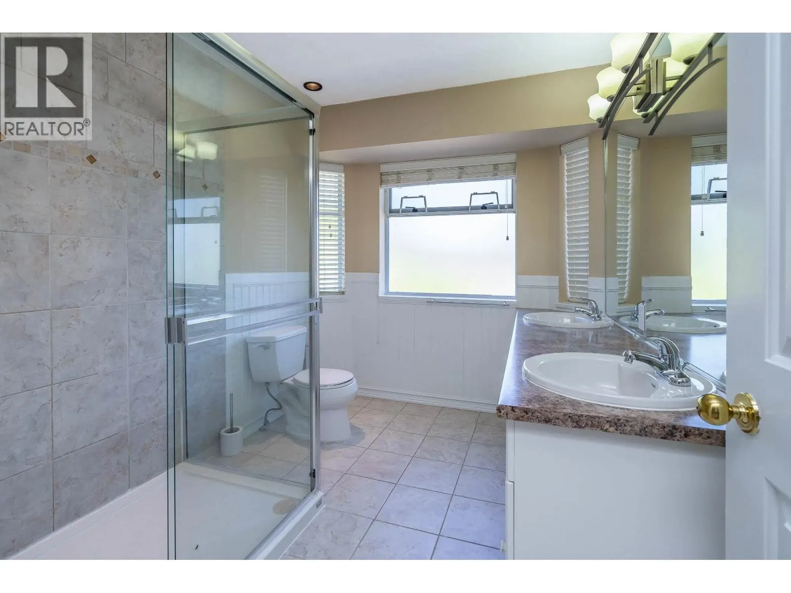 915 CITADEL DRIVE