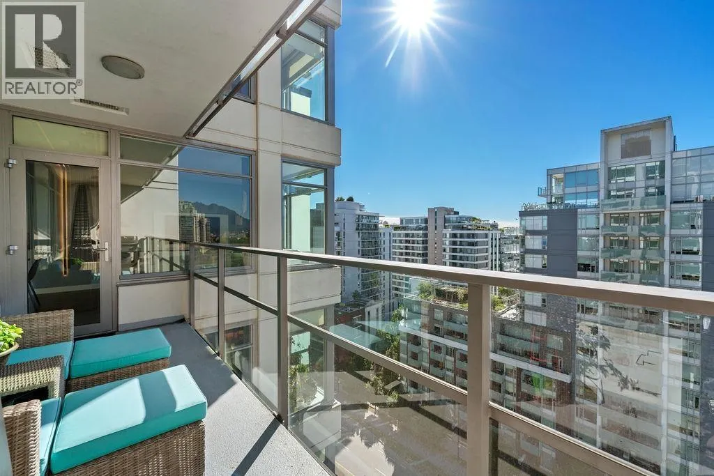 1503 110 SWITCHMEN STREET