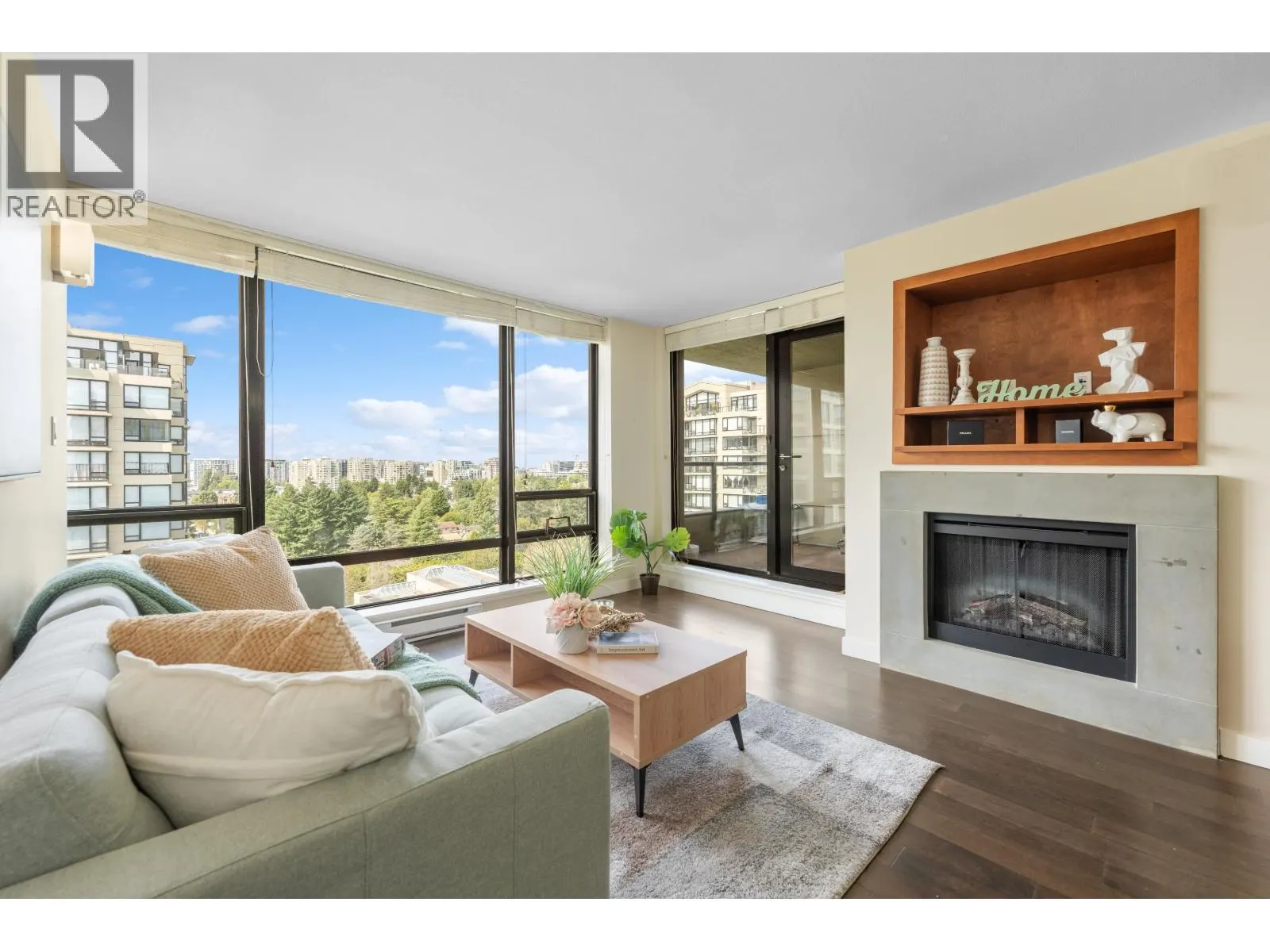 1501 9133 HEMLOCK DRIVE