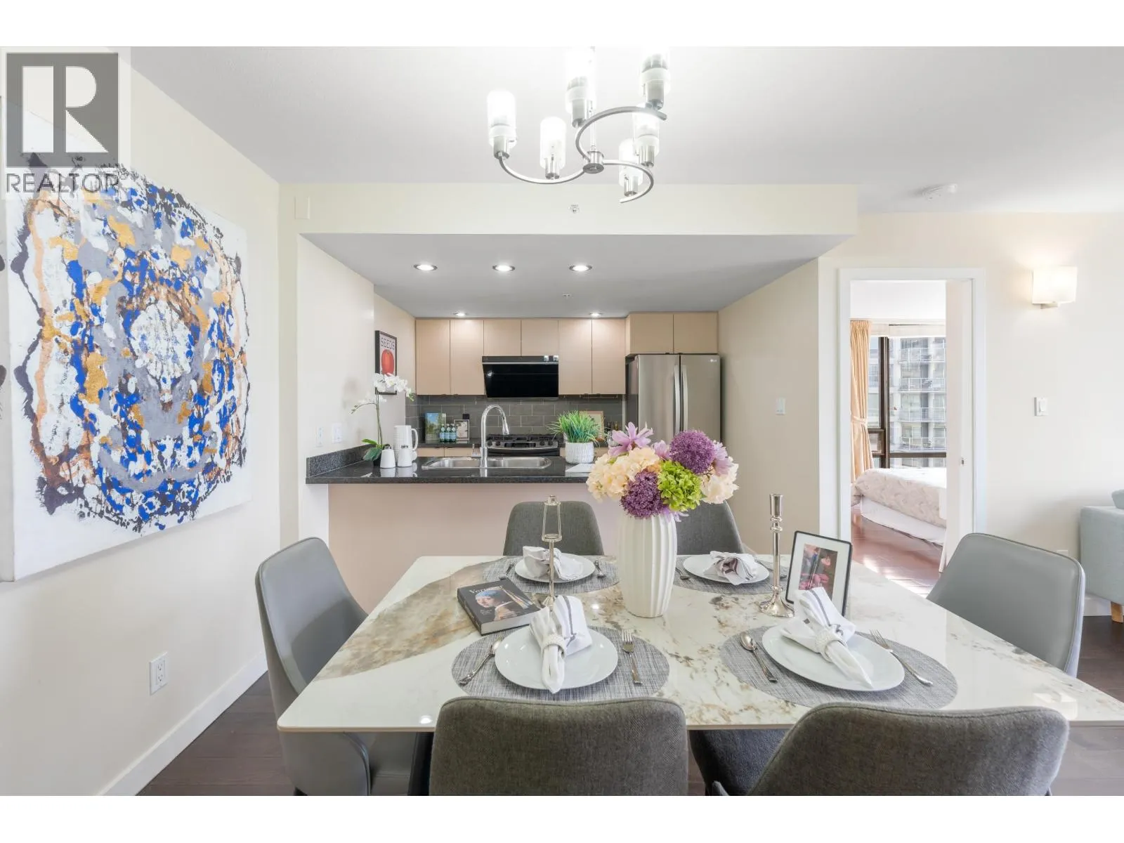 1501 9133 HEMLOCK DRIVE