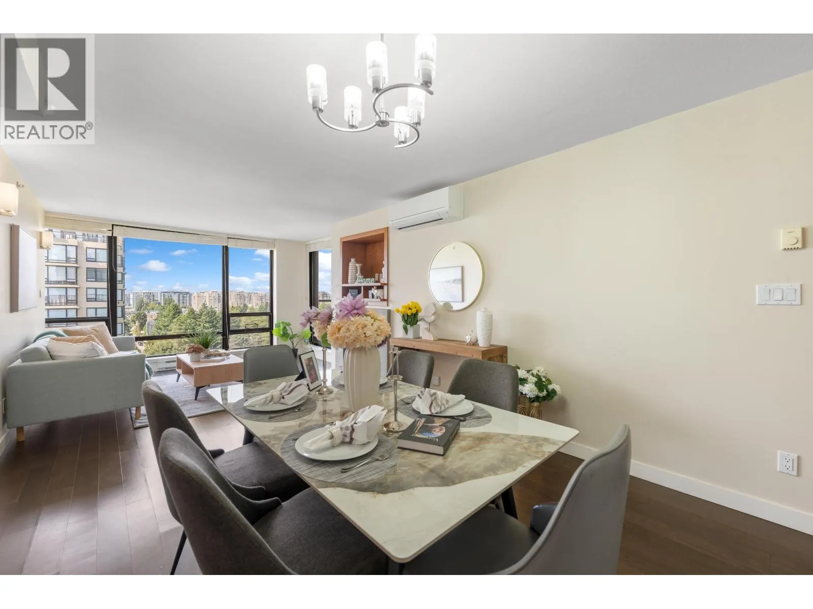 1501 9133 HEMLOCK DRIVE