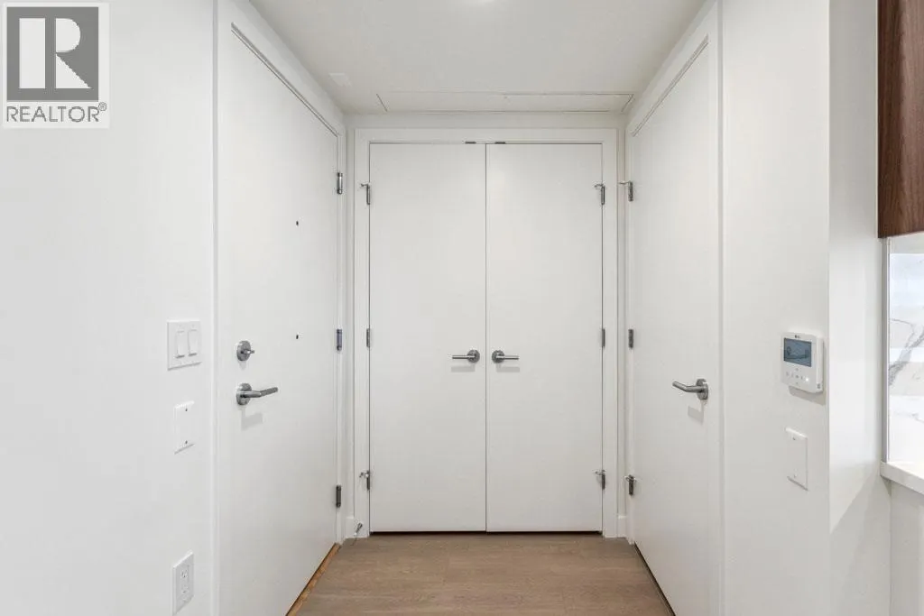 1808 7683 PARK CRESCENT