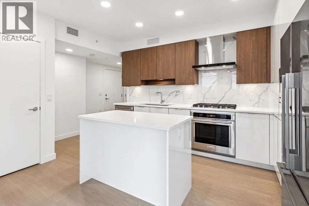 1808 7683 PARK CRESCENT