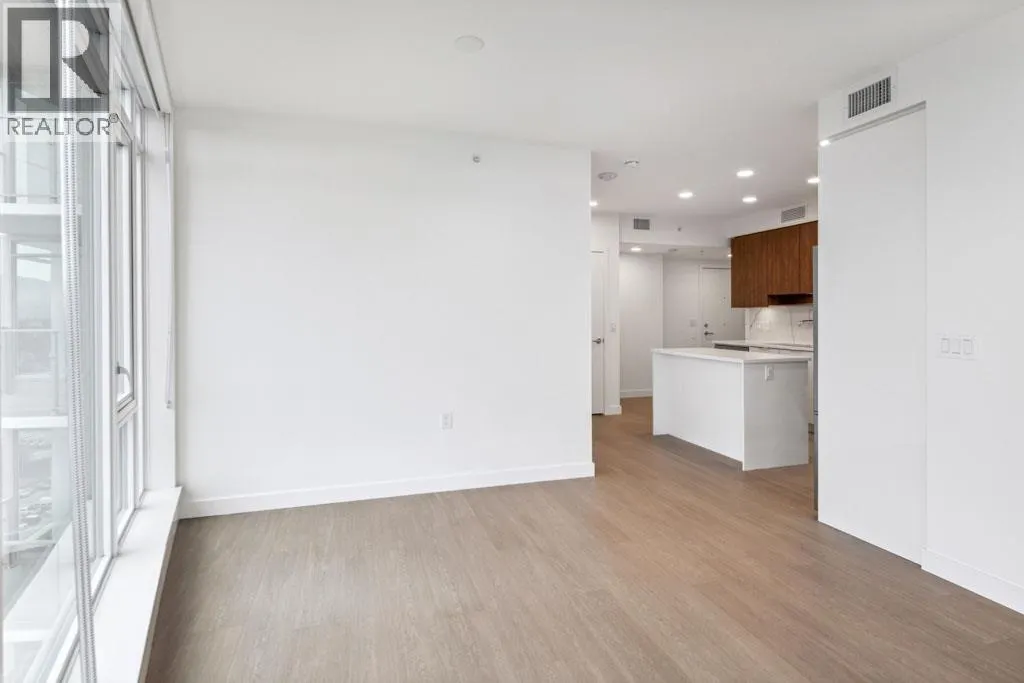 1808 7683 PARK CRESCENT