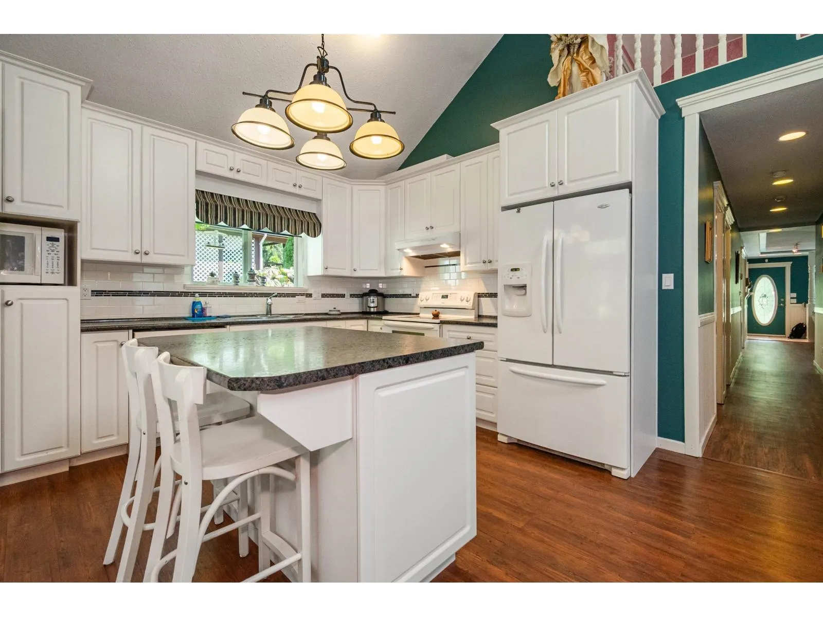 66655 STEPHENS ROAD|Kawkawa Lake