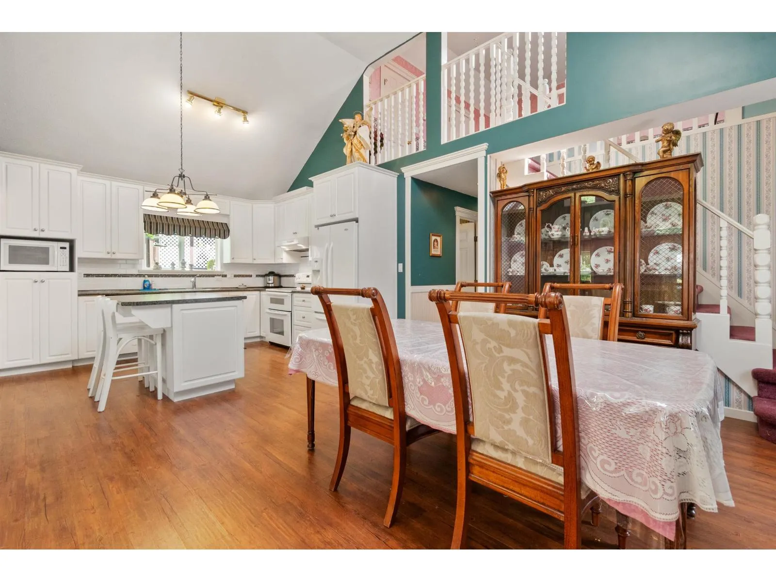 66655 STEPHENS ROAD|Kawkawa Lake