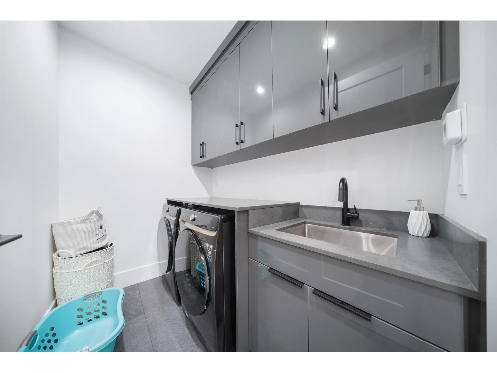 14022 20A AVENUE