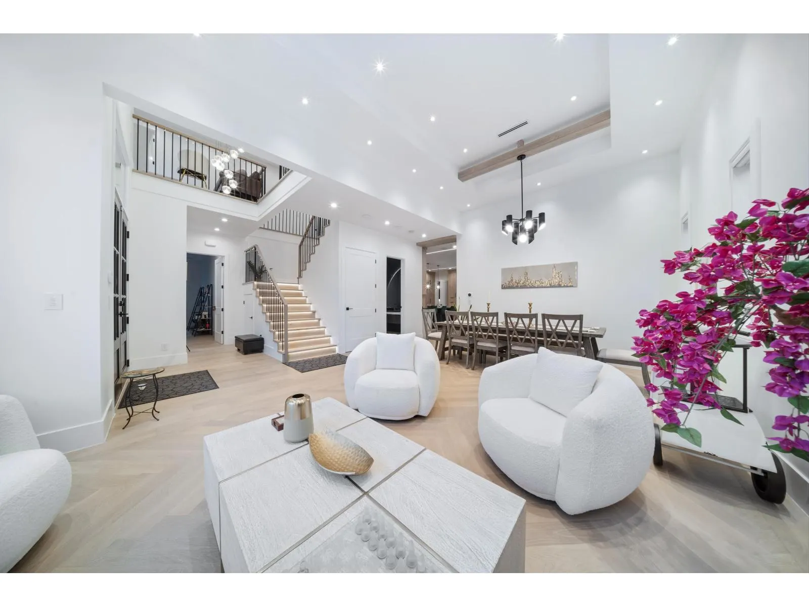 14022 20A AVENUE