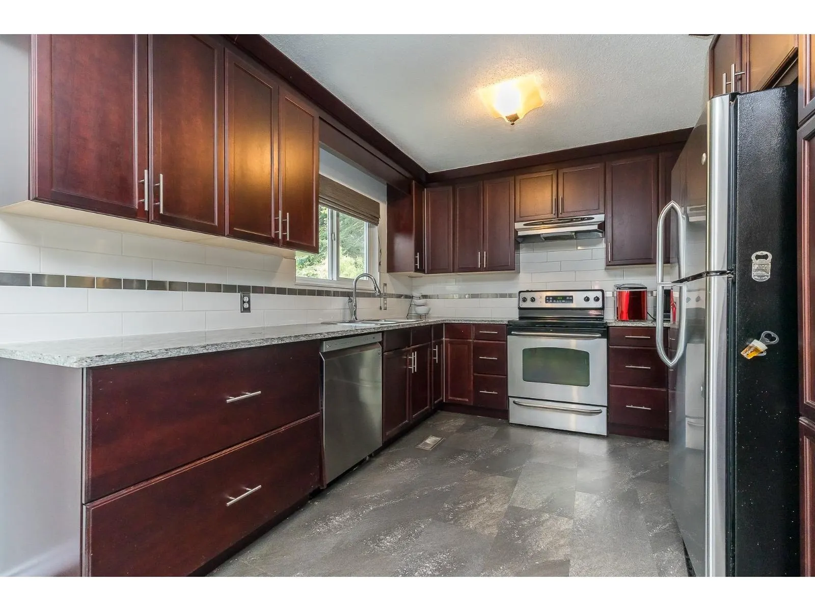 8119 BROWN CRESCENT