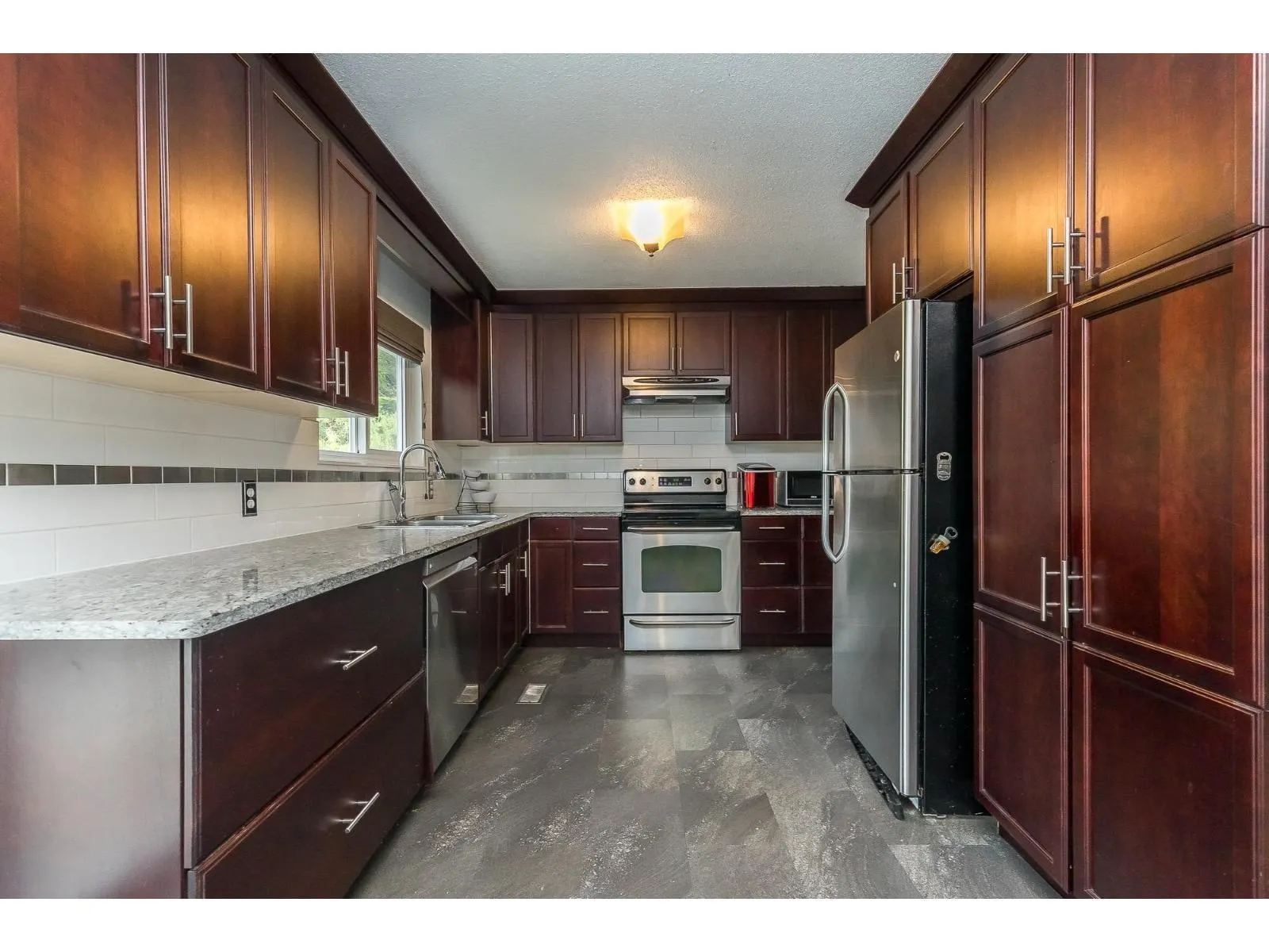 8119 BROWN CRESCENT