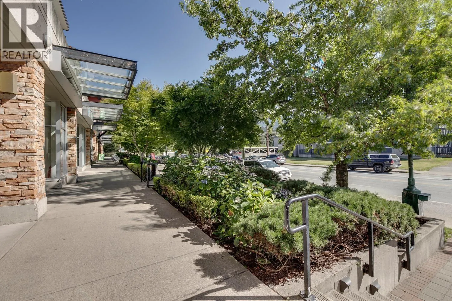 301 40437 TANTALUS ROAD