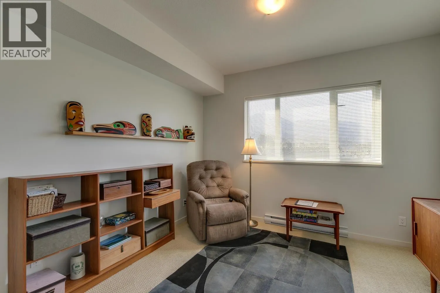301 40437 TANTALUS ROAD