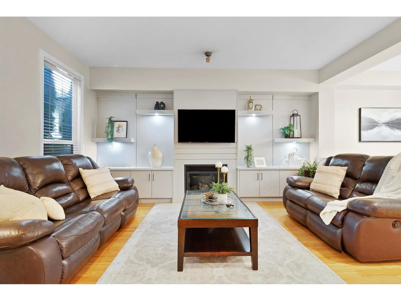 18043 70 AVENUE