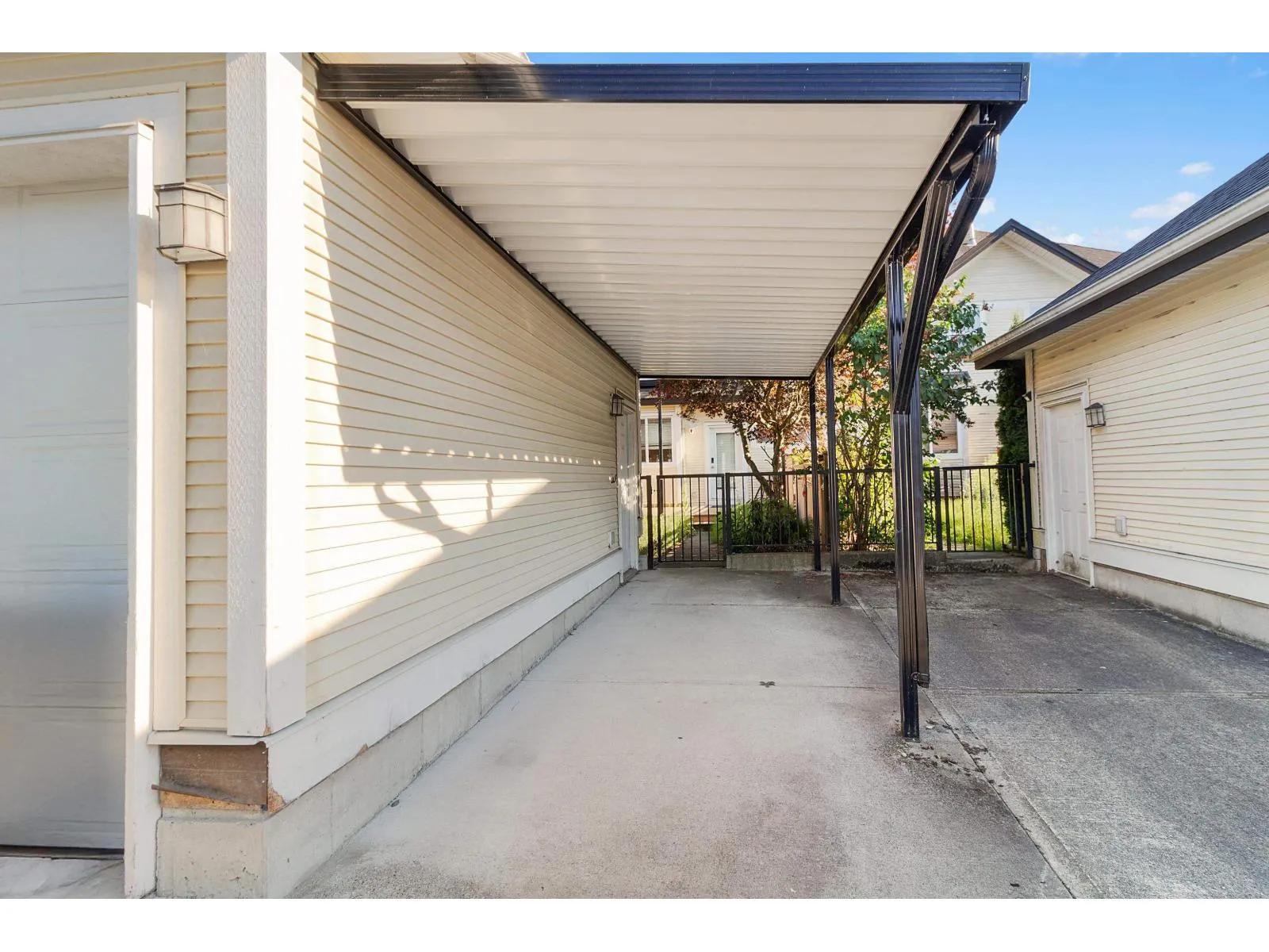 18043 70 AVENUE
