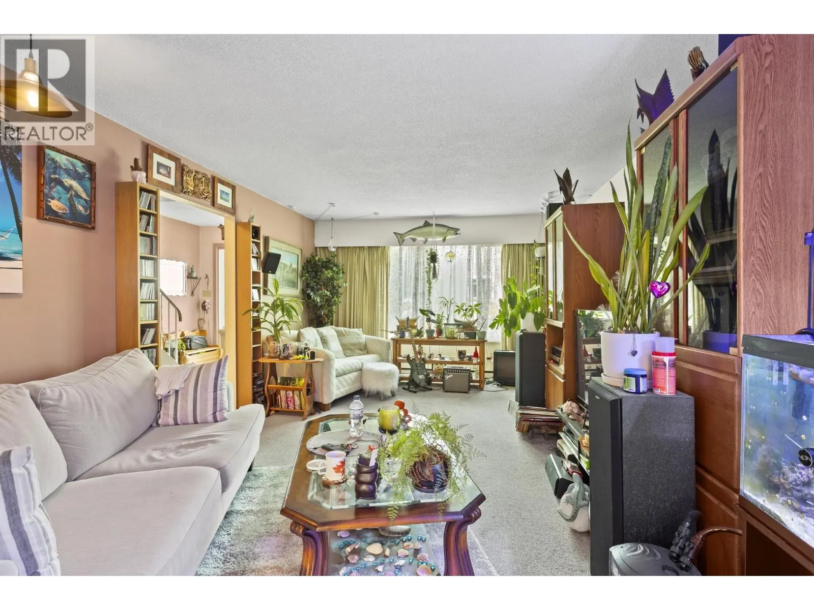 1036 CHARLAND AVENUE