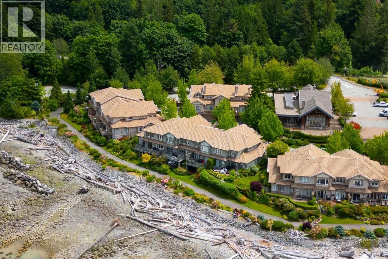 17 BEACH DRIVE