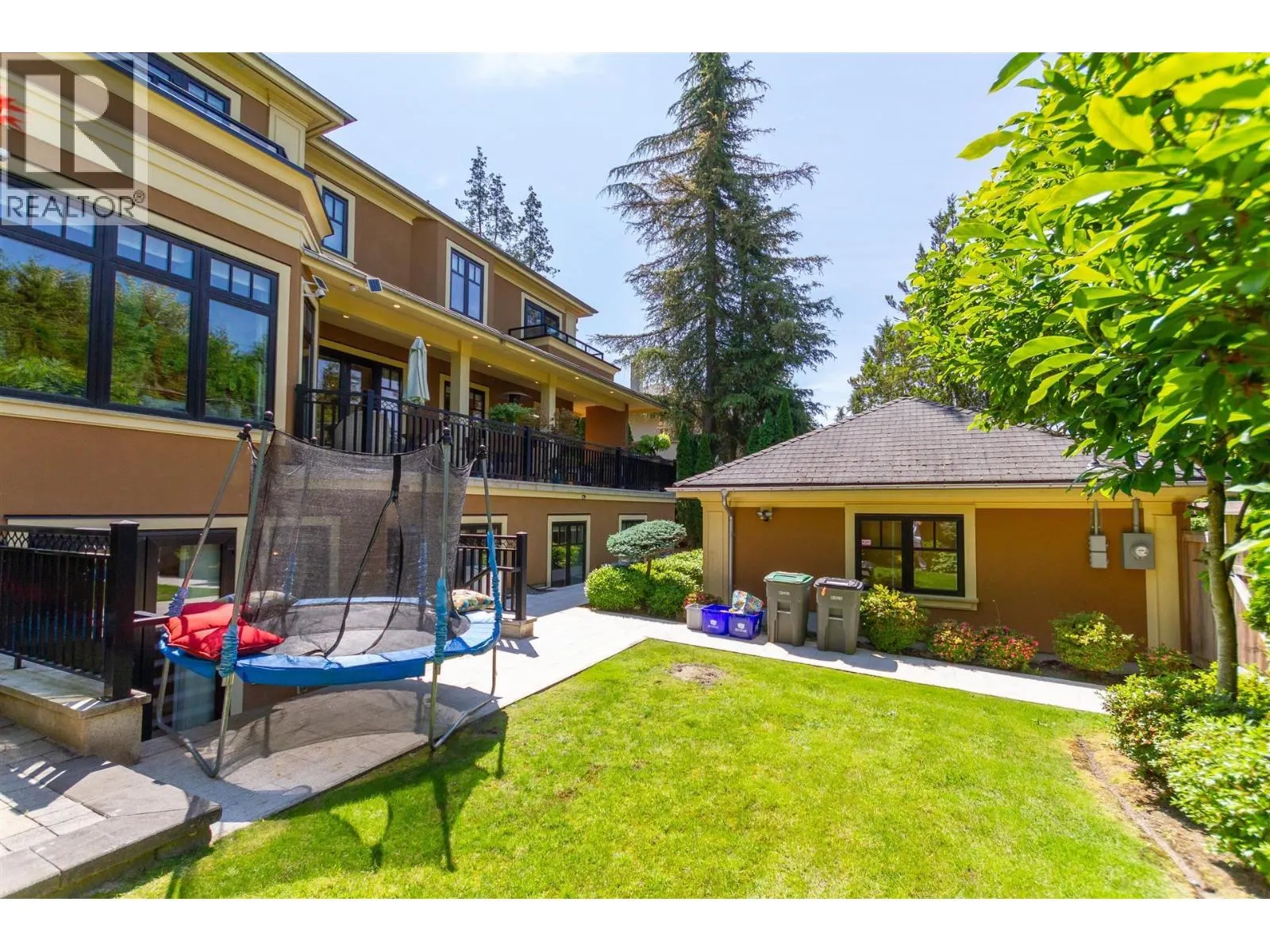 4239 PINE CRESCENT