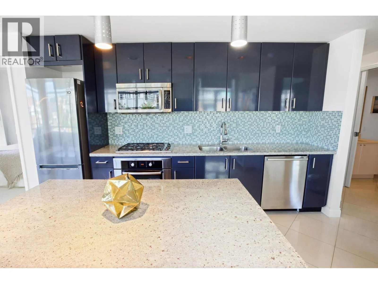 502 172 VICTORY SHIP WAY