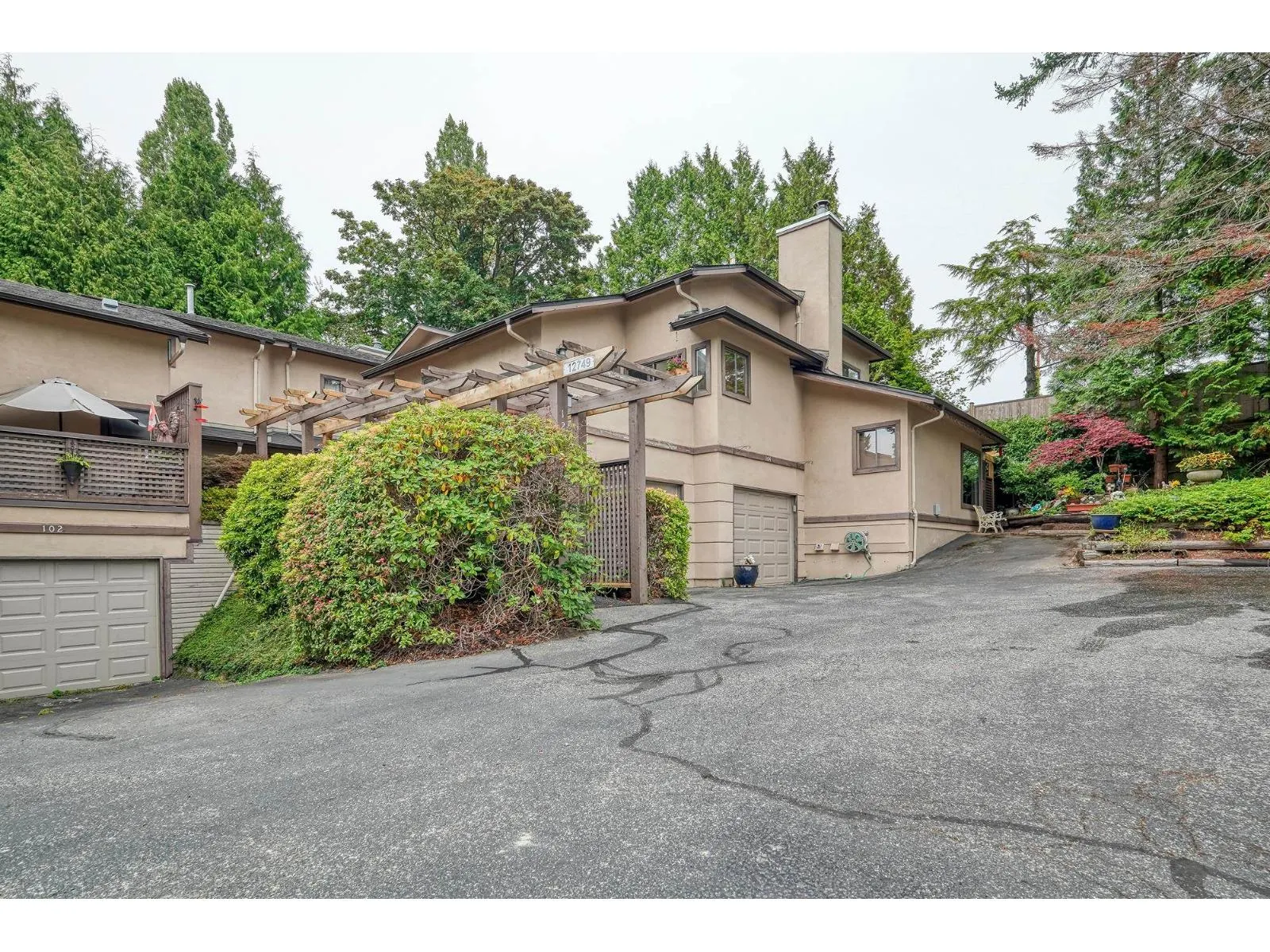 103 12749 16 AVENUE