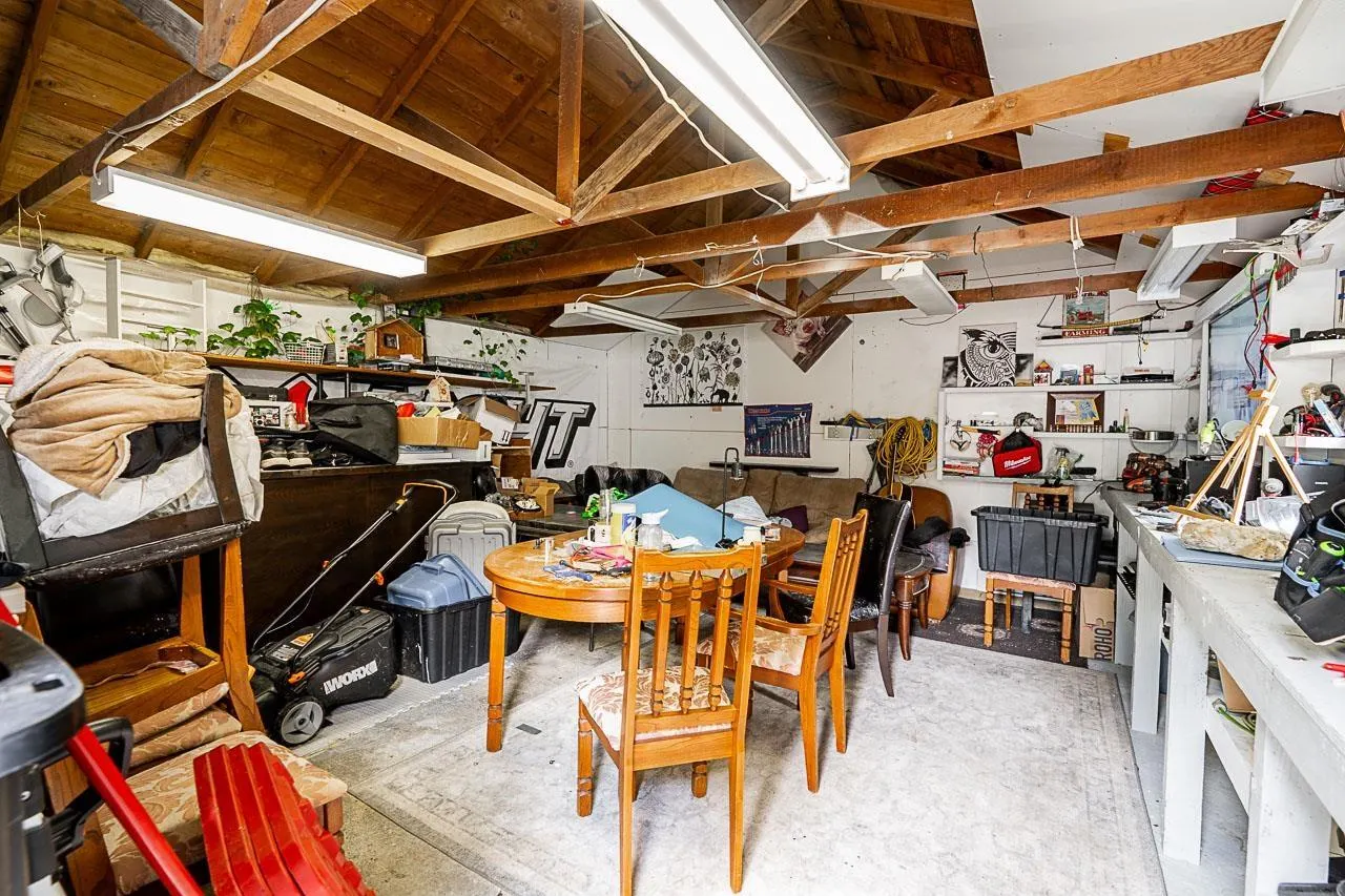2224 MOULDSTADE ROAD