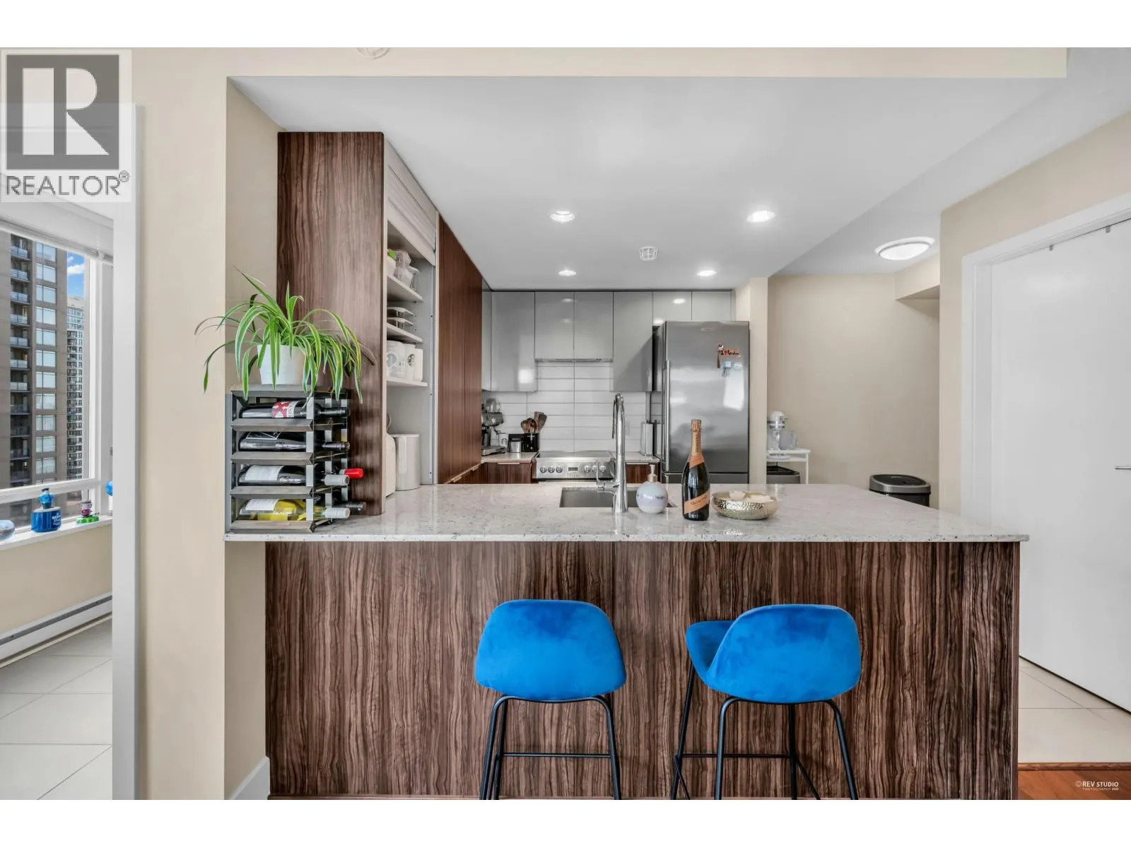 1506 1088 RICHARDS STREET