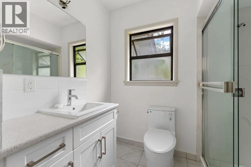 3008 GARDEN DRIVE