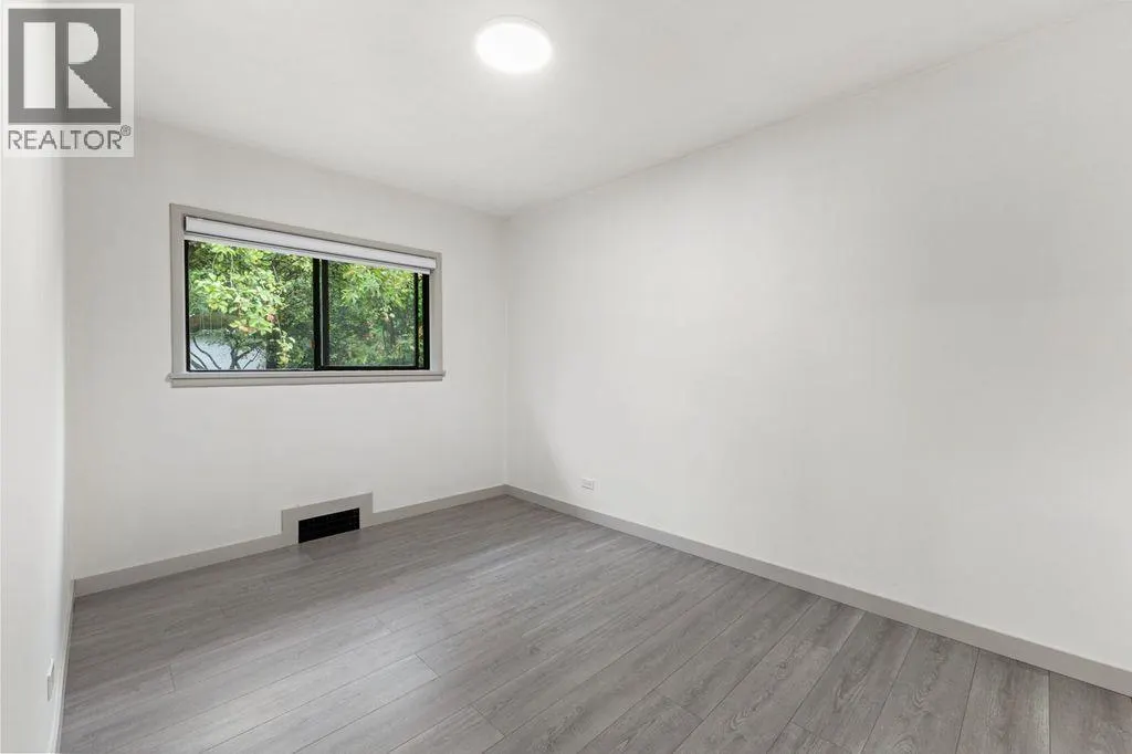 3008 GARDEN DRIVE