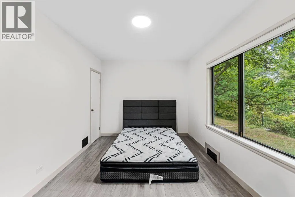 3008 GARDEN DRIVE