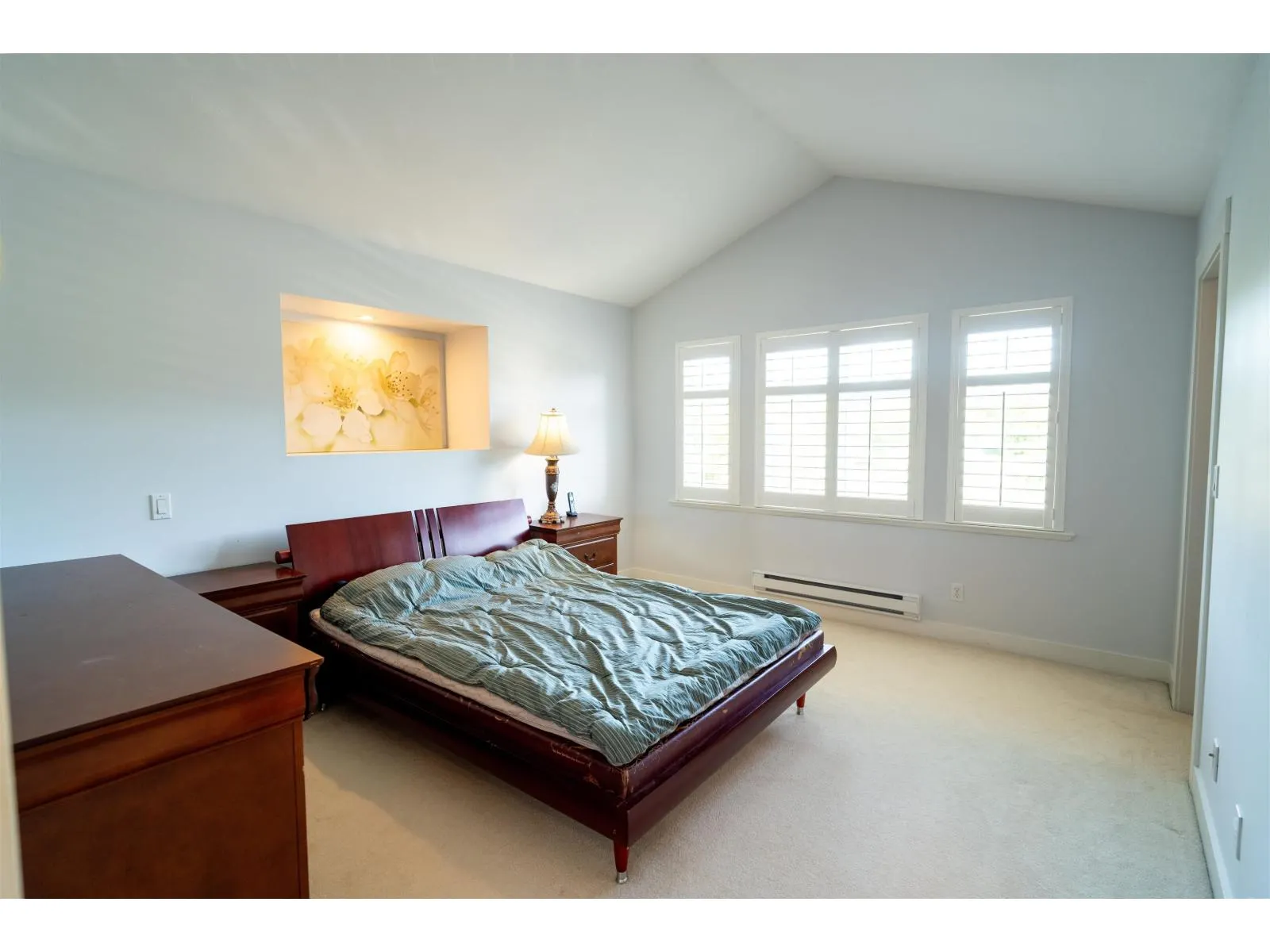 8 19932 70 AVENUE