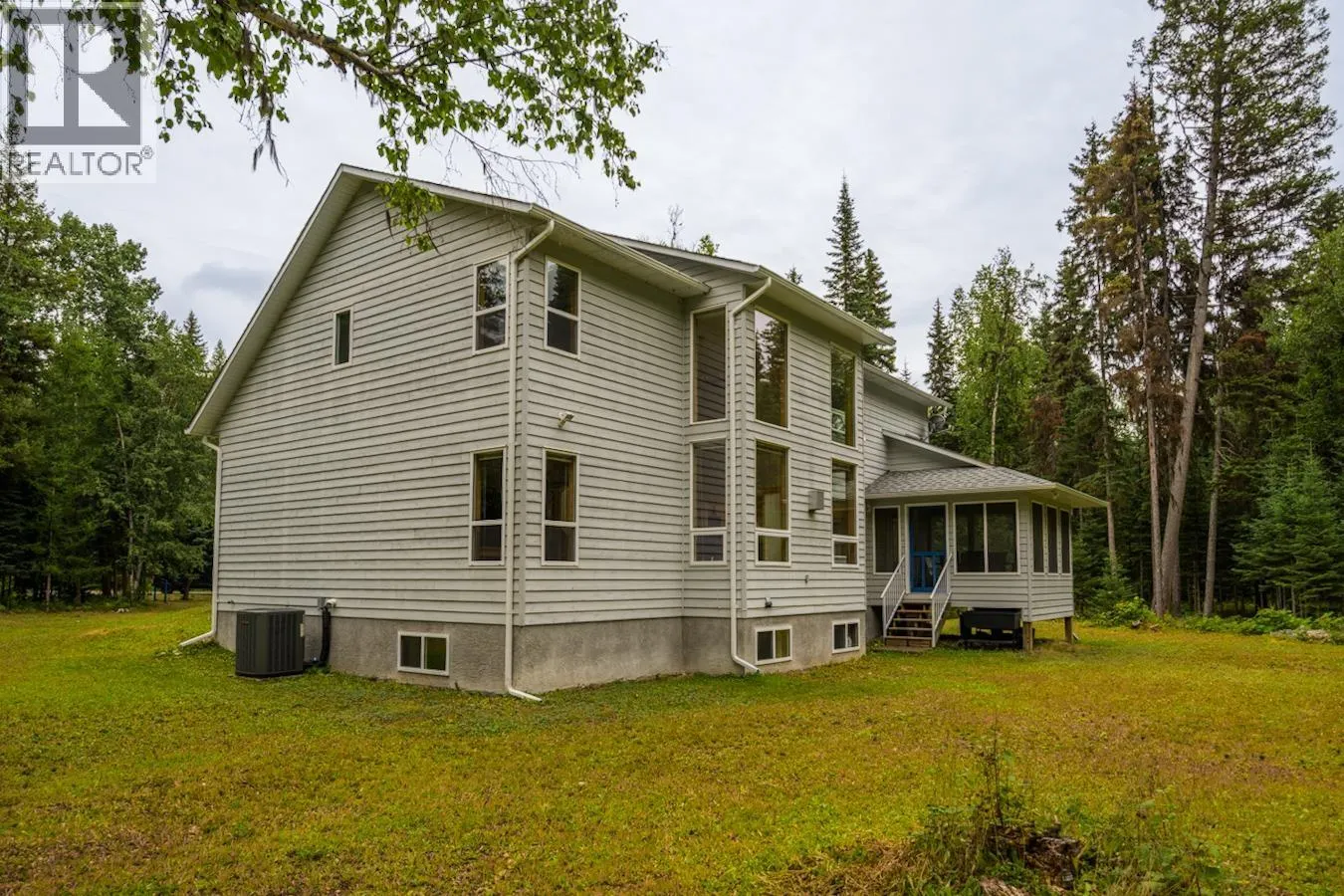 1095 E BANKS ROAD