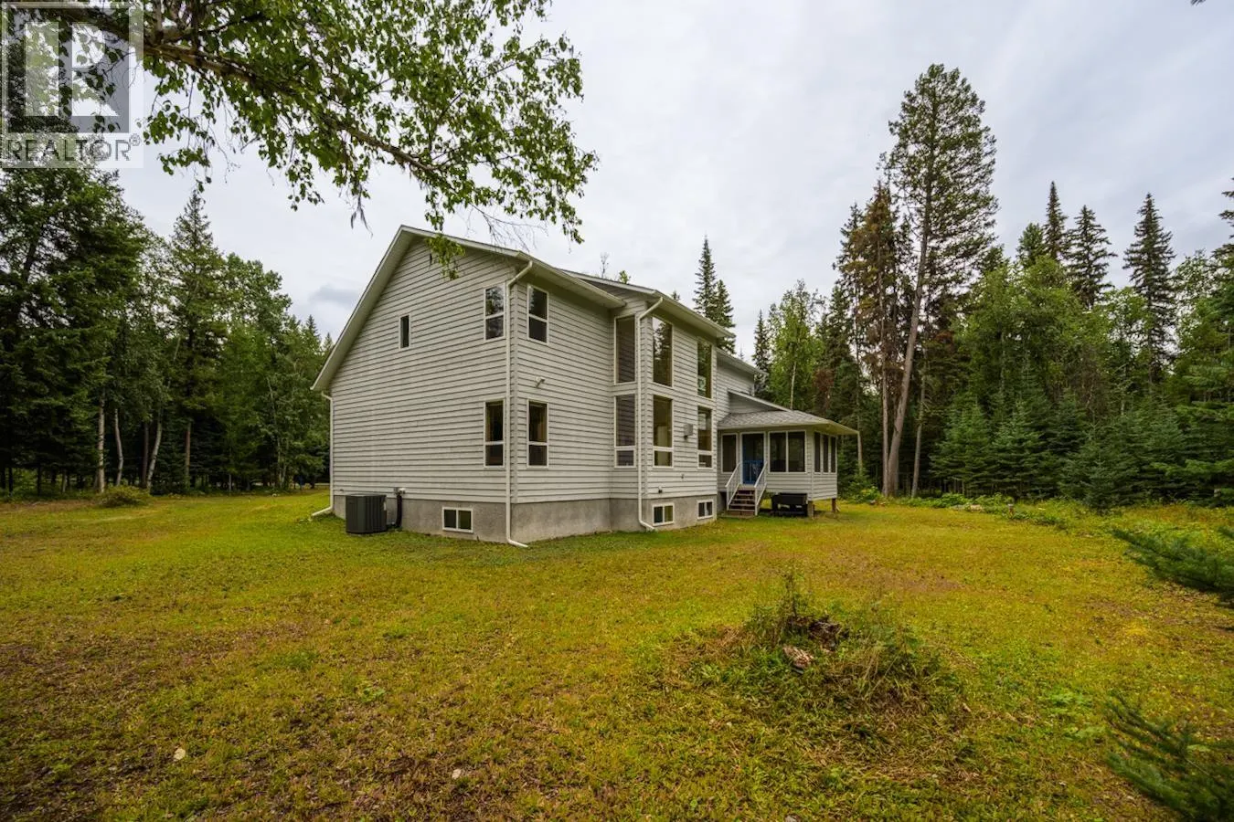 1095 E BANKS ROAD