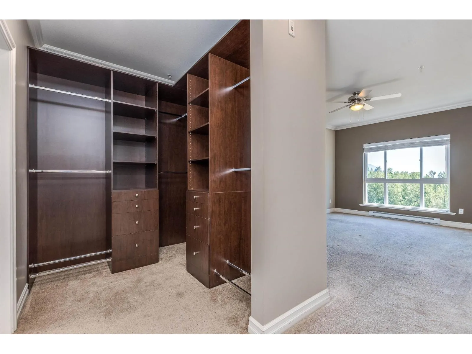 307 33755 7 AVENUE