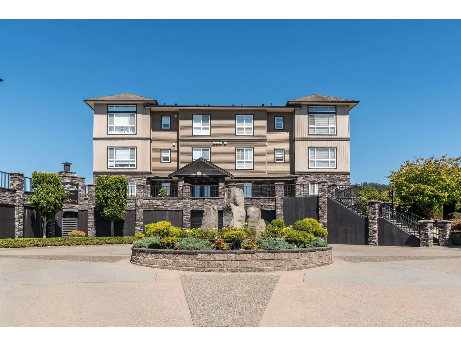307 33755 7 AVENUE