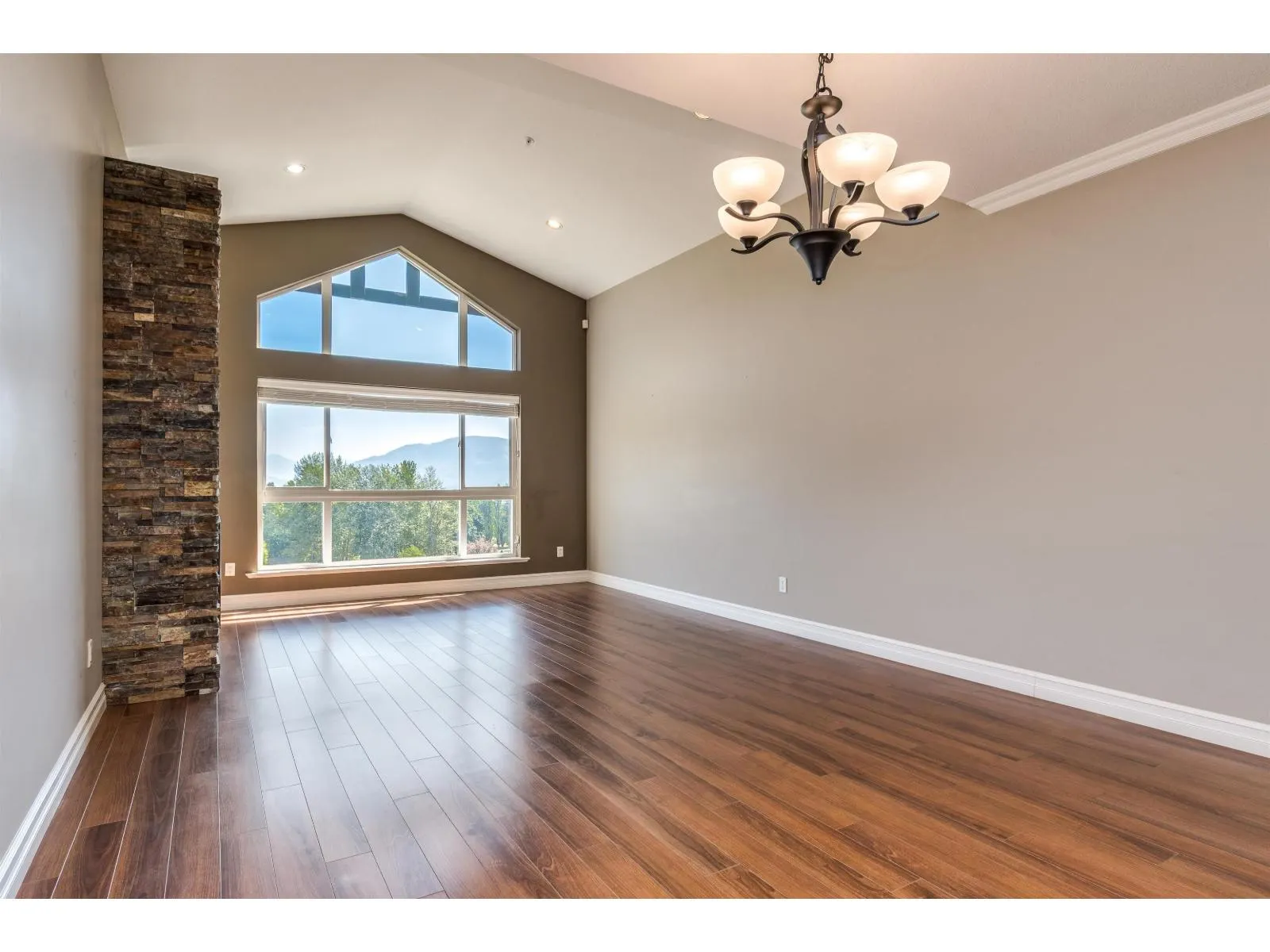 307 33755 7 AVENUE