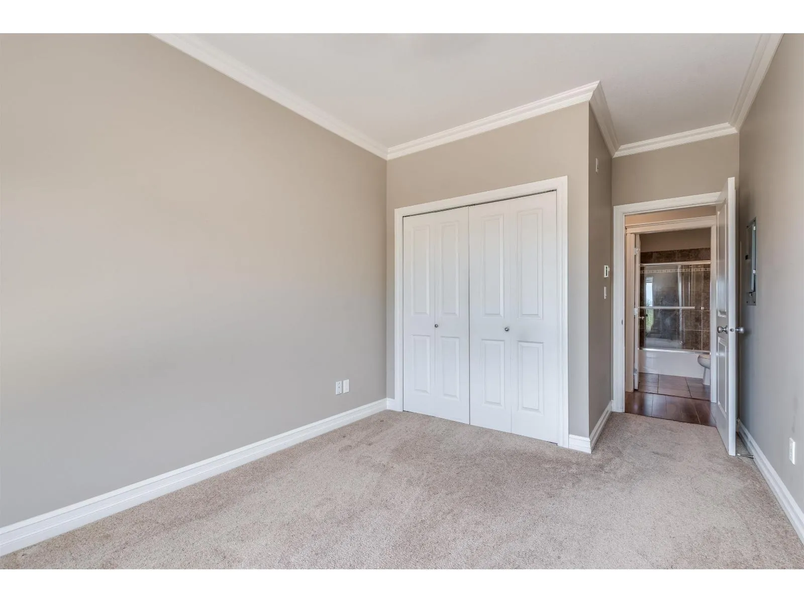 307 33755 7 AVENUE