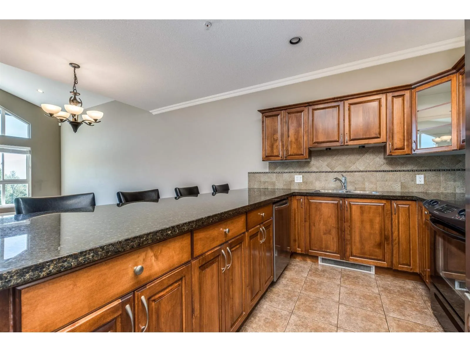 307 33755 7 AVENUE